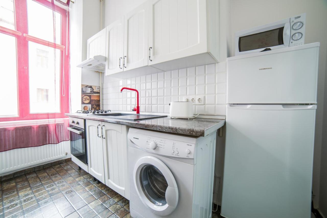 Central Studio Bnb Braşov Buitenkant foto